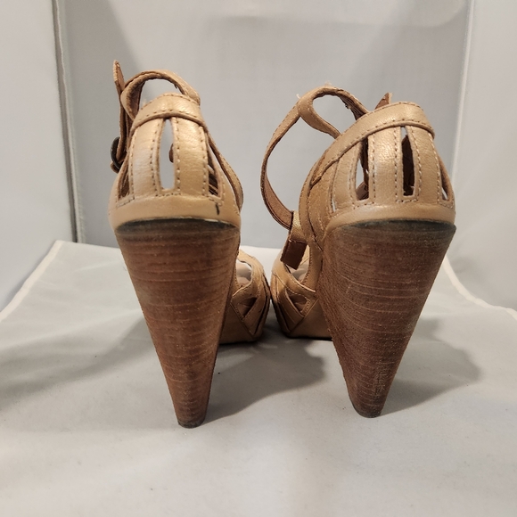 Lucky Brand platform sandals - Picture 3 of 4